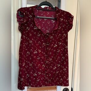 🌸 Burgundy Floral Ruffle-Trim Top – 1XL